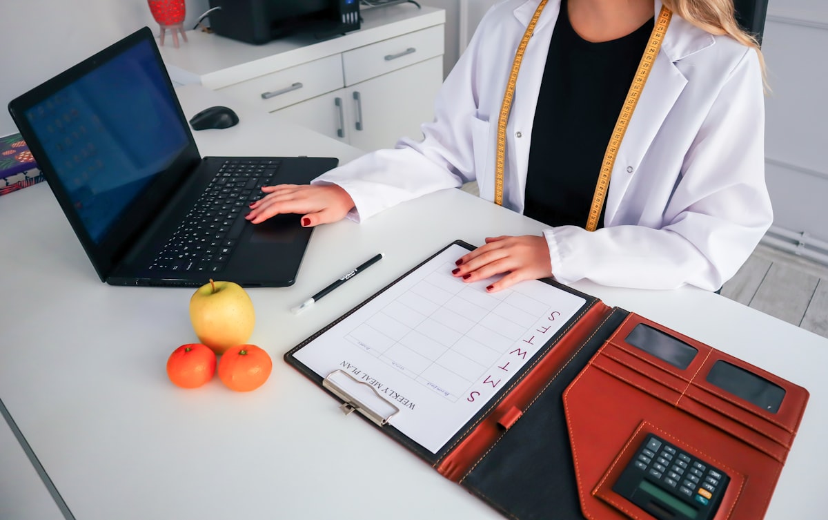 Macronutrient balance in daily nutrition